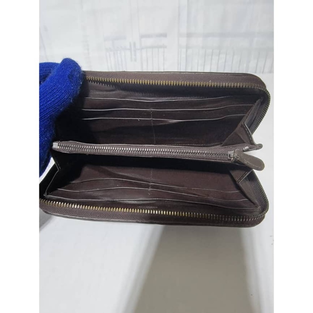 Authentic Bottega Veneta Intrecciato Leather Zip Around Continental Wall… - Picture 13 of 13